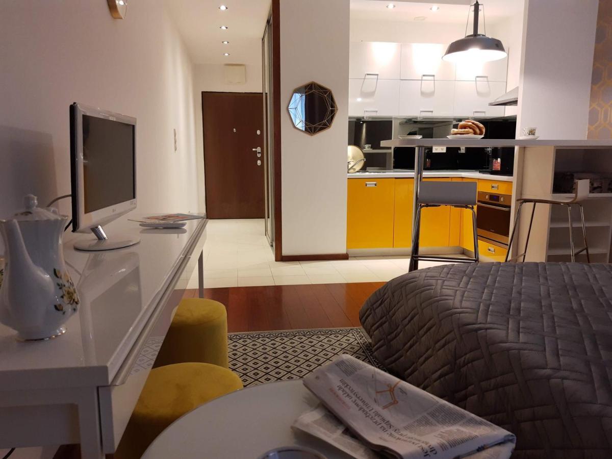 Klimatyzowany apartament przy Dworcu Głównym Cracovia Exterior foto