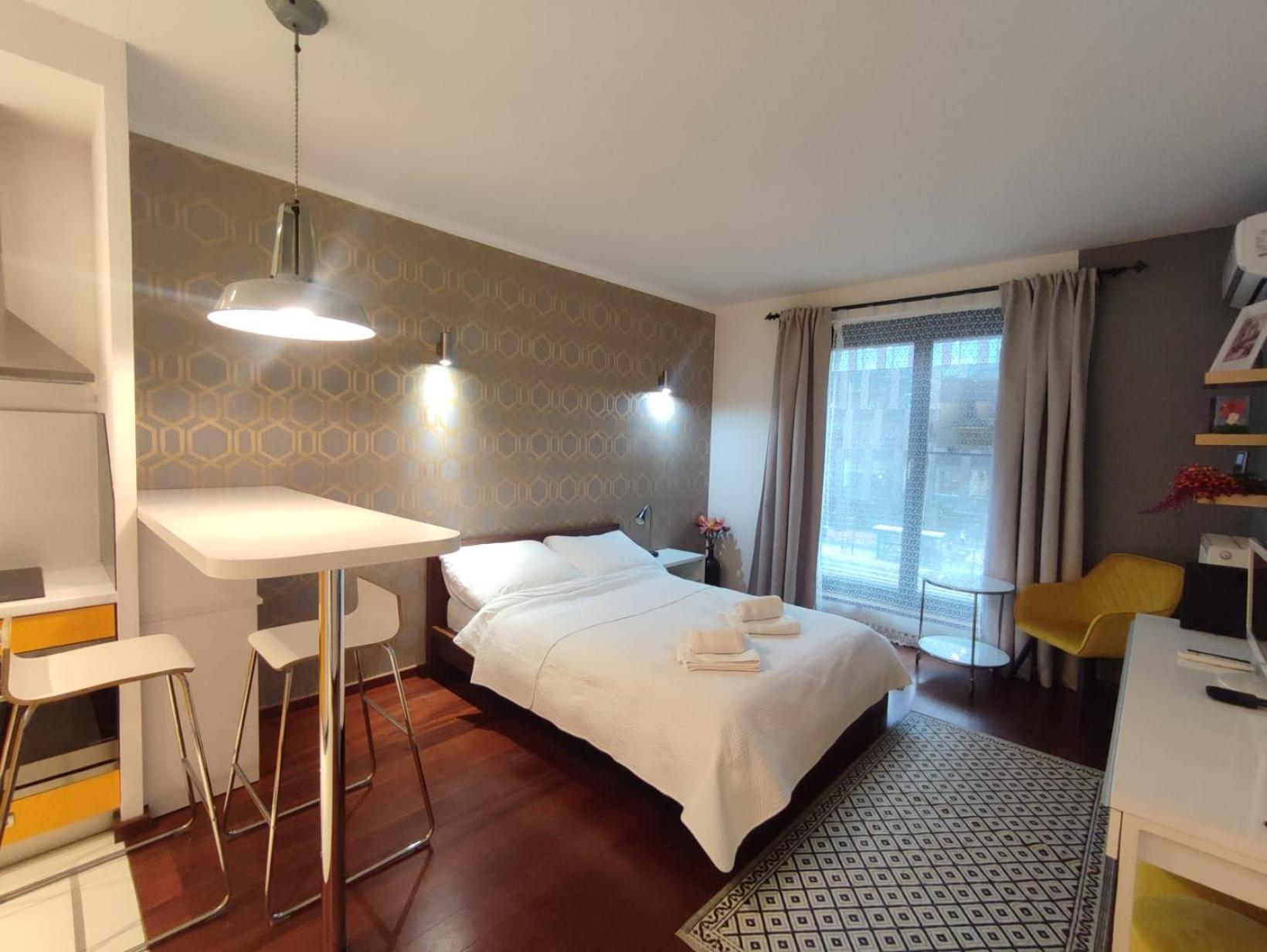 Klimatyzowany apartament przy Dworcu Głównym Cracovia Exterior foto